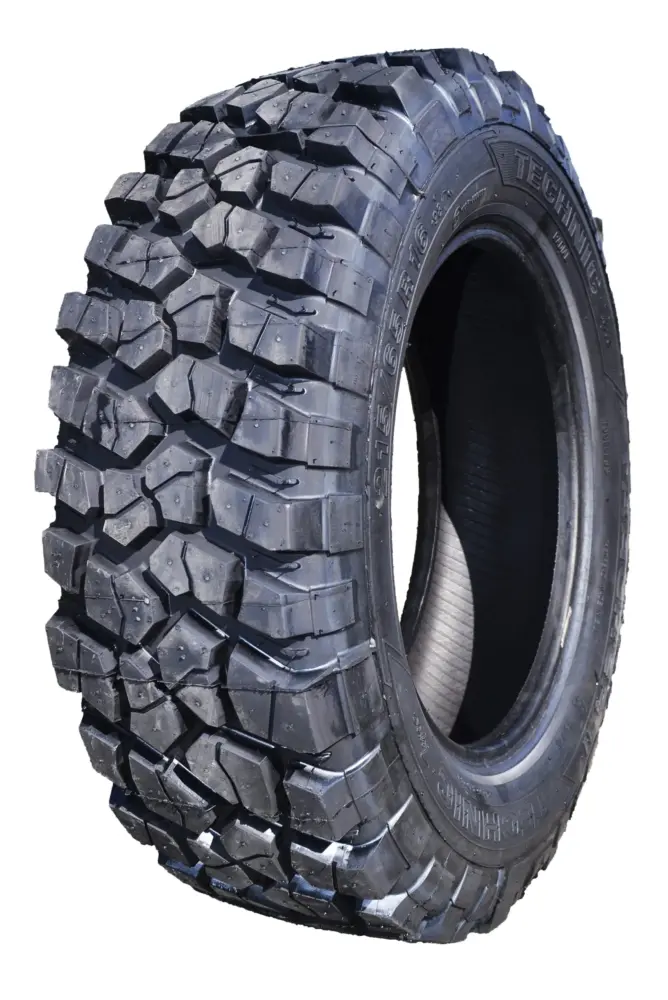 215/65 R16 TECHNIC TRACKER II KM2 M/T (resapat). Anvelope RADBURG 215/65 R16