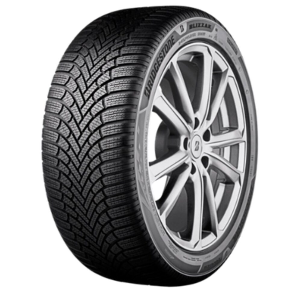 235/40 R18 BRIDGESTONE Blizzak 6